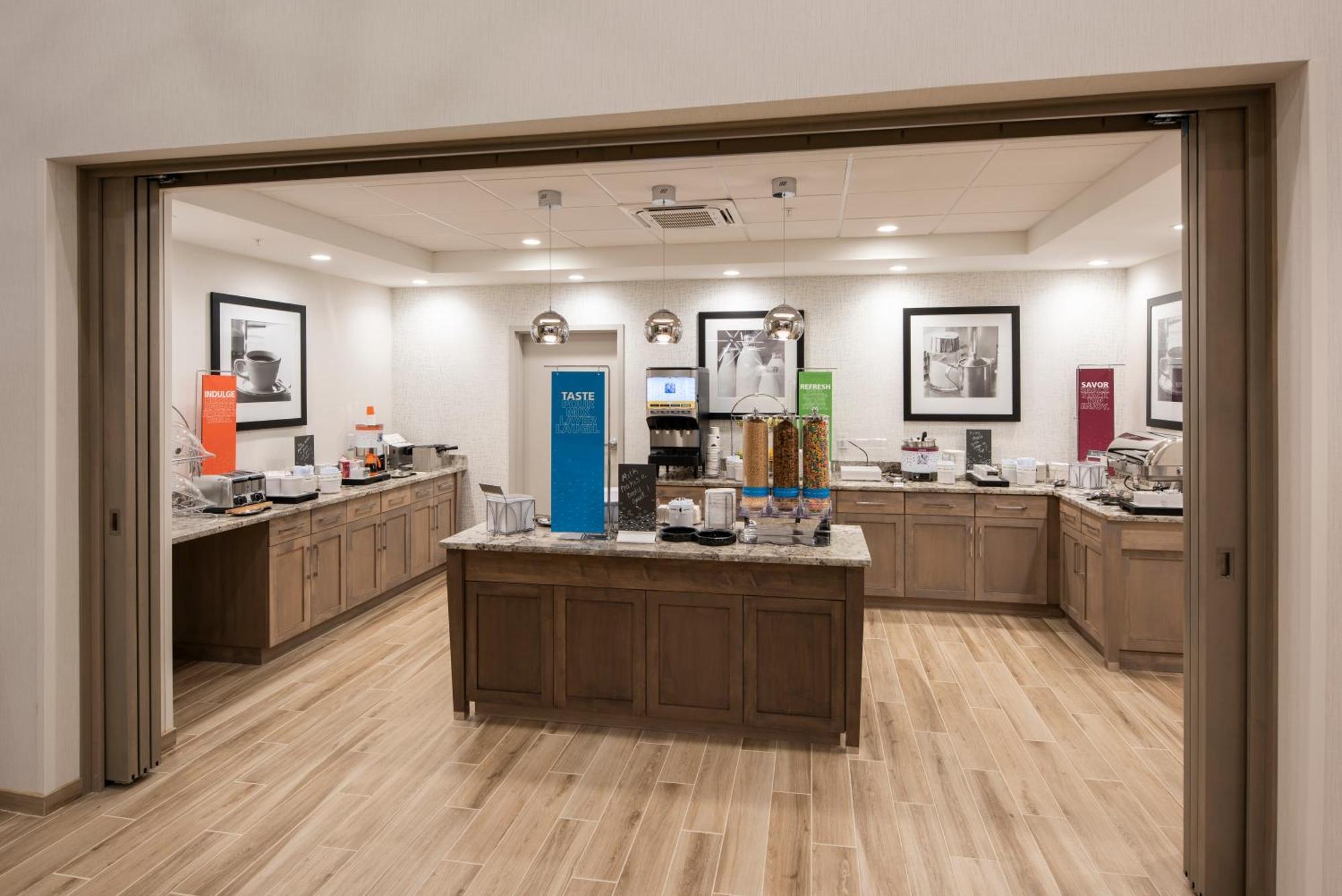 Hampton Inn & Suites Rocky Hill - Hartford South Εξωτερικό φωτογραφία